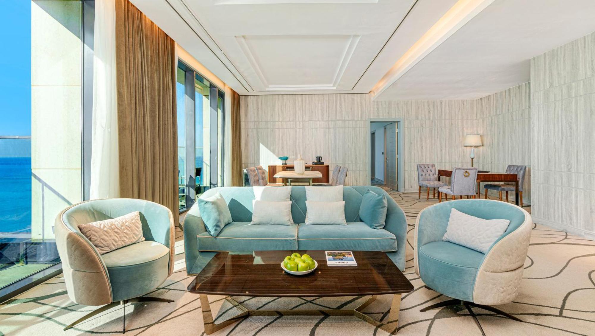 Rixos Premium Alamein El Alamein Pokoj fotografie A suite at the Atlantis, The Royal
